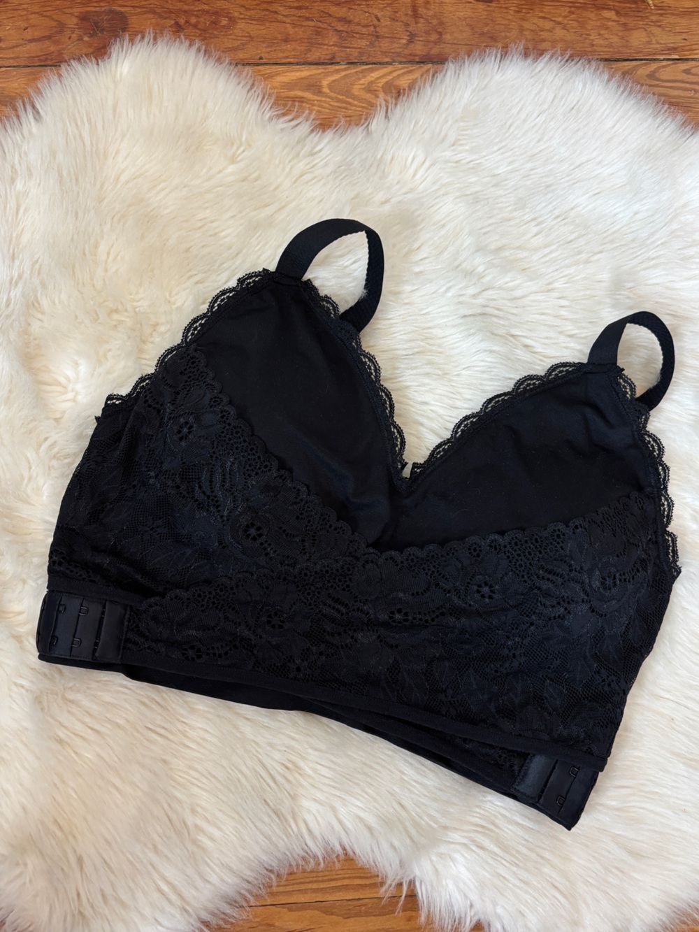 Black Lace Wireless Bralette - Women's Intimates
